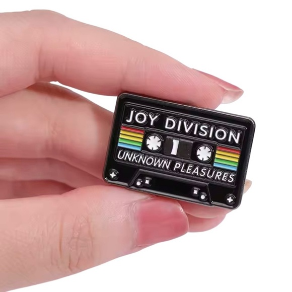Joy Division 80s Music Tape Enamel Pin - Retro Punk Rock Brooch for Rocker Style - Picture 3 of 6